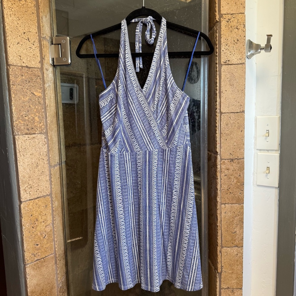 Elegant Blue Striped Backless Dress